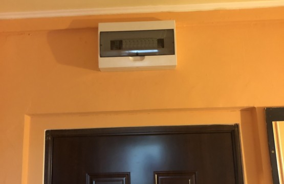 Biztosítéktábla csere